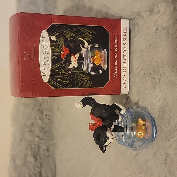 Rare 1999 Hallmark Mischievous Kitten, Keepsake Ornament With Original Box - Picture 3 of 8